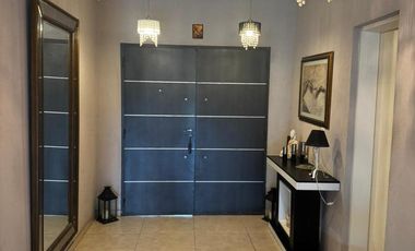 Casa en Barrio Privado 