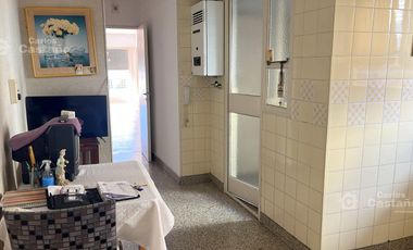 Exc. Depto. 4 Amb. con Dependencia de Servicio