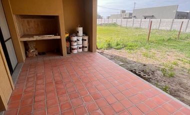 Casa a estrenar 2 dormpitorios, Jardines de Esther