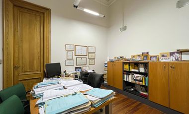 Oficina de jerarquía en Peatonal Cordoba y Corrientes