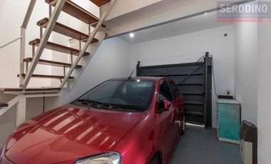 Casa de 3 ambientes con parque
