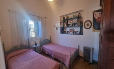 Casa en  venta dos dormitorios  y patio