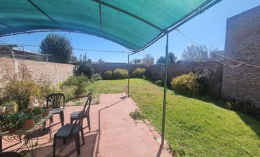 Casa en  venta dos dormitorios  y patio