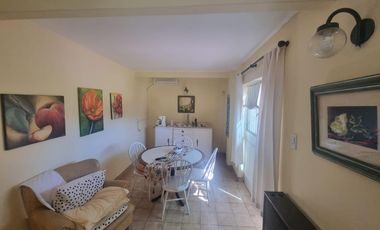 Casa en  venta dos dormitorios  y patio