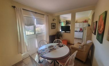 Casa en  venta dos dormitorios  y patio