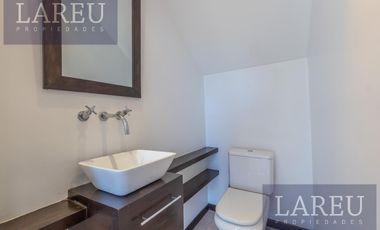 Casa en Venta con renta - Barrio Privado Los Tacos