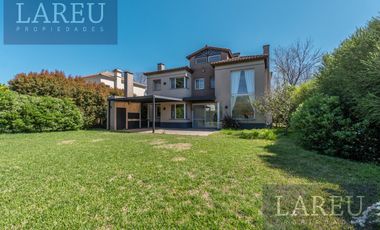 Casa en Venta con renta - Barrio Privado Los Tacos