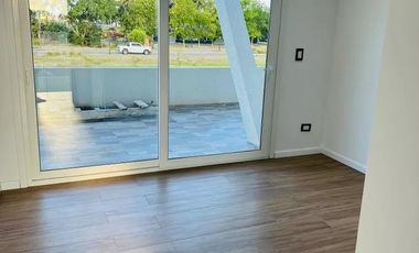 Casa en venta - 4 Dormitorios 4 Baños - 800Mts2 - Canning