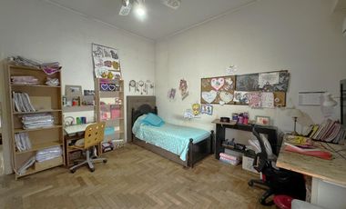 Venta.Casa.4 ambientes.Jardin.Parque.Terraza.2cocheras.Barracas