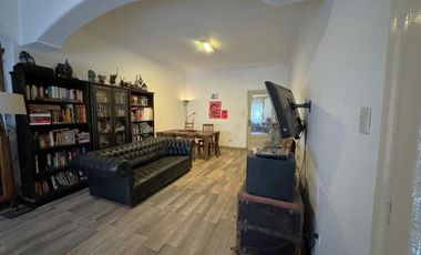Venta.Casa.4 ambientes.Jardin.Parque.Terraza.2cocheras.Barracas