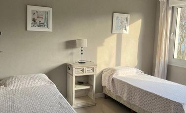 Casa en venta  1 planta con pileta Costa Esmeralda Residencia 1 0442