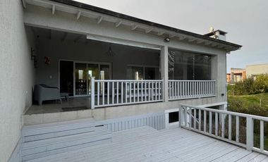 Casa en venta  1 planta con pileta Costa Esmeralda Residencia 1 0442