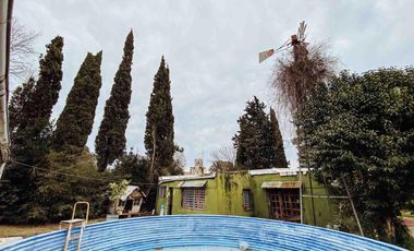 Casa en venta - 2 Dormitorios 1 Baño - Cochera - 1800Mts2 - Melchor Romero, La Plata