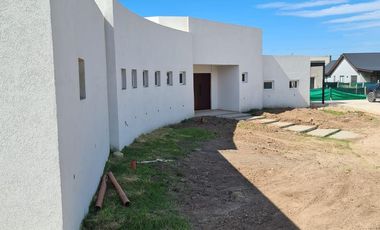 Casa a esternar en cul de sac - Venta - Barrio Manuel Belgrano
