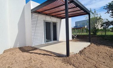 Casa a esternar en cul de sac - Venta - Barrio Manuel Belgrano