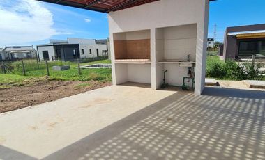 Casa a esternar en cul de sac - Venta - Barrio Manuel Belgrano