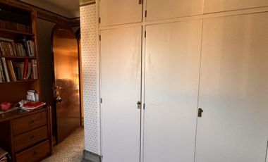 Importante casa a reciclar en excelente lote de 820 m²