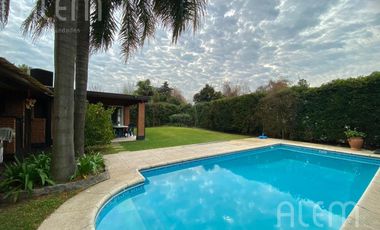 Casa en Venta en Campos de Echeverría, Canning