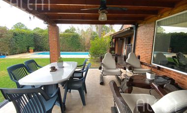 Casa en Venta en Campos de Echeverría, Canning