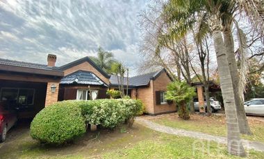 Casa en Venta en Campos de Echeverría, Canning
