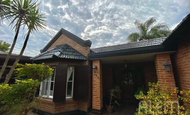 Casa en Venta en Campos de Echeverría, Canning