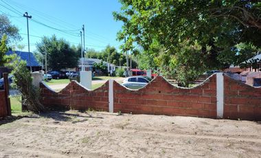 Casa en venta - 2 Dormitorios 1 Baño - 400Mts2 - San Clemente del Tuyú