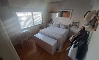 departamento tipo piso de 4 ambientes con 2 cocheras de categoria en Lomas de Zamora