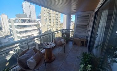 departamento tipo piso de 4 ambientes con 2 cocheras de categoria en Lomas de Zamora
