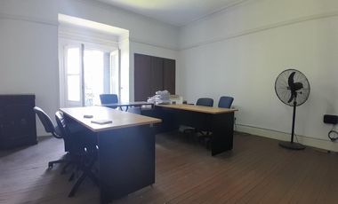 Oficina en venta - a metros de Florida - Microcentro