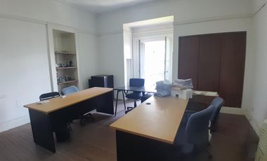 Oficina en venta - a metros de Florida - Microcentro