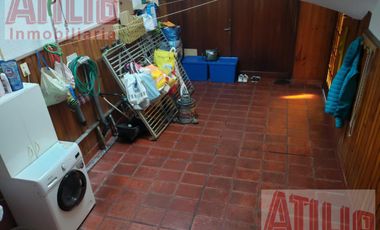CASA  5 Ambientes  FONDO LIBRE-COCHERA-LOMA DE NUÑEZ próx.Libertador-Estación