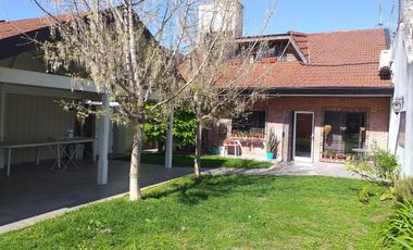 VENTA DE CASA 4 AMBIENTE