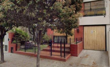 Casa en venta - 4 Dormitorios 4 Baños - Cochera - 412Mts2 - Quilmes Este