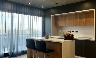 Semipiso • 4 amb  de100m2 • cochera, baulera, parrilla • Larrazabal 500