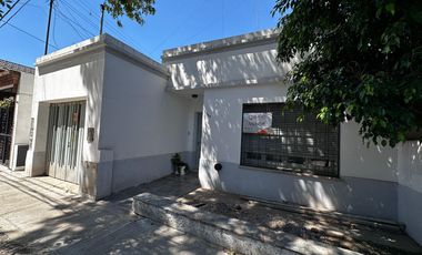 Casa en  el centro de Lujan