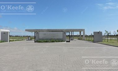 Imperdible Lote  En Venta a Laguna en Barrio Villalobos - Hudson - Oportunidad.