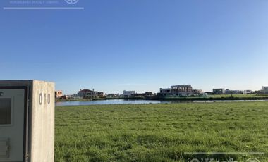 Imperdible Lote  En Venta a Laguna en Barrio Villalobos - Hudson - Oportunidad.