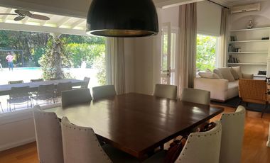 Casa en Pilar