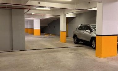 Cocheras en  venta en Lomitas/Lomas de Zamora ideal inversor, con rampa y amplias