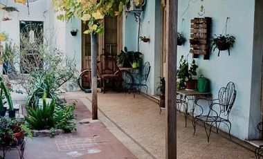 Casa de Corte Antiguo - Venta Directa - OPORTUNIDAD!!!
