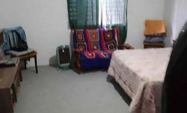 Casa en venta - 2 Dormitorios 2 Baños - Cochera - 240Mts2 - Burzaco