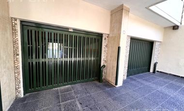 Venta departamento 2 ambientes con patio en Bernal