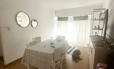 Venta departamento 2 ambientes con patio en Bernal