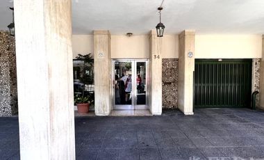 Venta departamento 2 ambientes con patio en Bernal