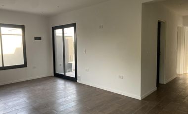 VENTA PH A ESTRENAR EN MAR DE AJO UNA CUADRA DEL MAR