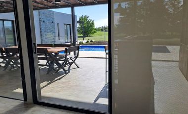 Casa en venta en  La Primavera Golf Carlos Keen Luján