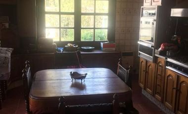Casa en venta - 4 Dormitorios 3 Baños - 2.400Mts2 - Carlos Casares