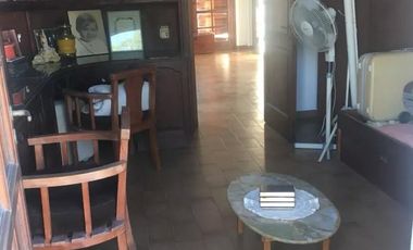 Casa en venta - 4 Dormitorios 3 Baños - 2.400Mts2 - Carlos Casares