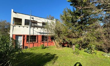 Casa en alquiler - 1 Dormitorio 1 Baño - Cochera - 22.878Mts2 - Villa Elisa, La Plata