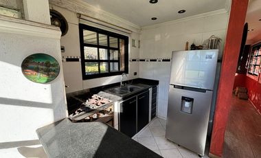 Casa en alquiler - 1 Dormitorio 1 Baño - Cochera - 22.878Mts2 - Villa Elisa, La Plata